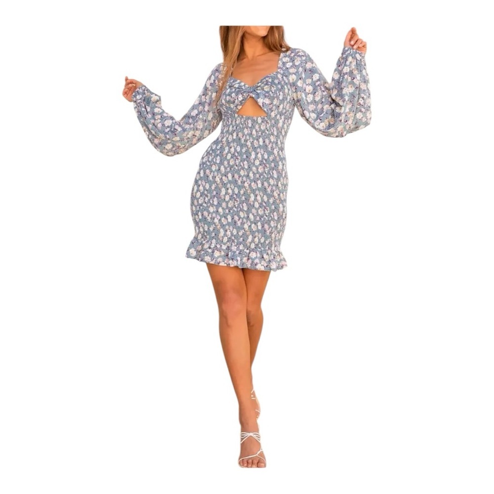 LULU'S See Me Bloom Dusty Blue Floral Print Smocked Long Sleeve Dress Size M